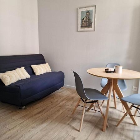 Appartement Au Coeur De Vezelay - Galerie 10 Eksteriør billede