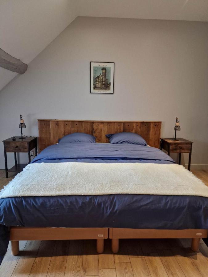 Appartement Au Coeur De Vezelay - Galerie 10 Eksteriør billede